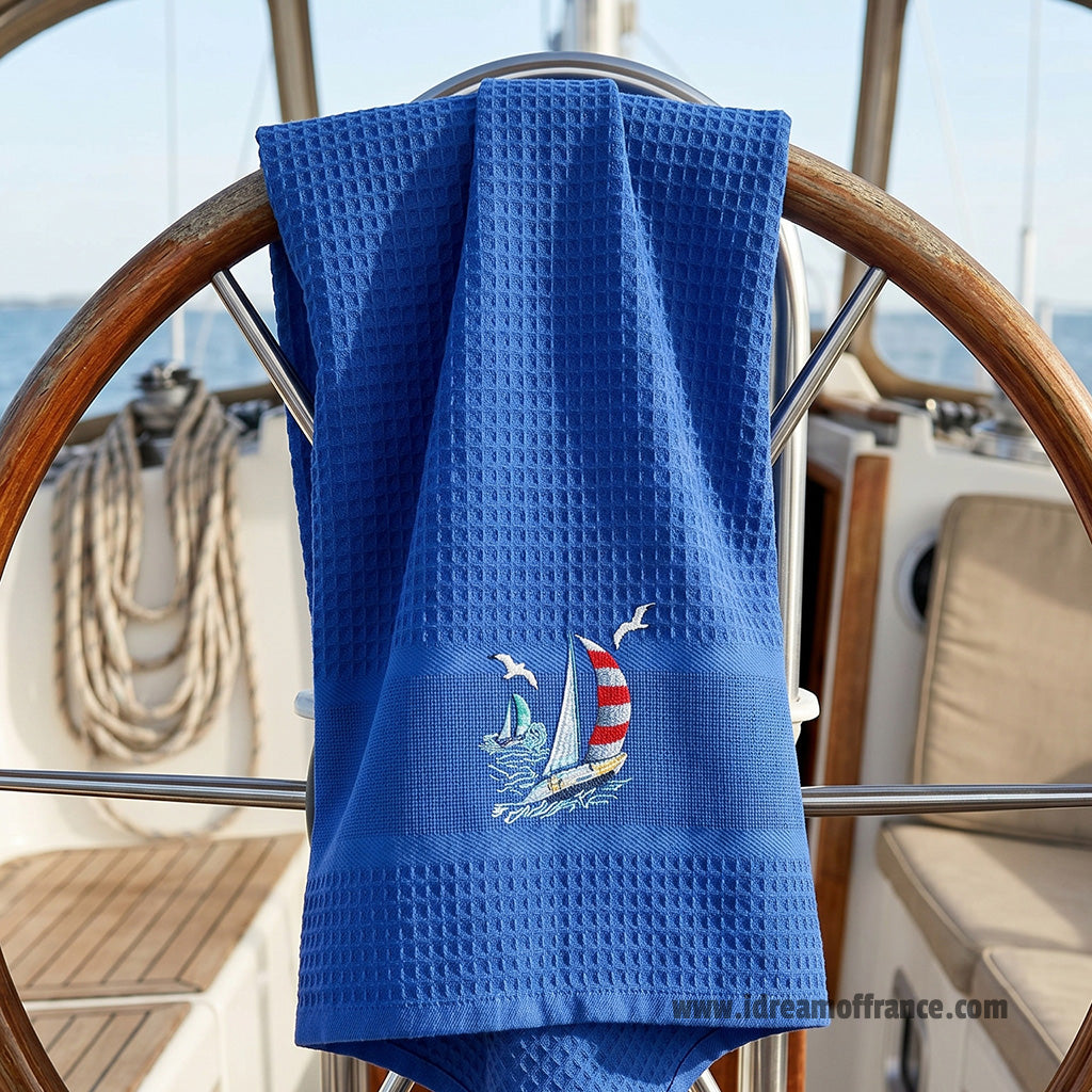 French kitchen towel - Waffle-weave - Embroidered - Sailboat navy | Cotton Blanc