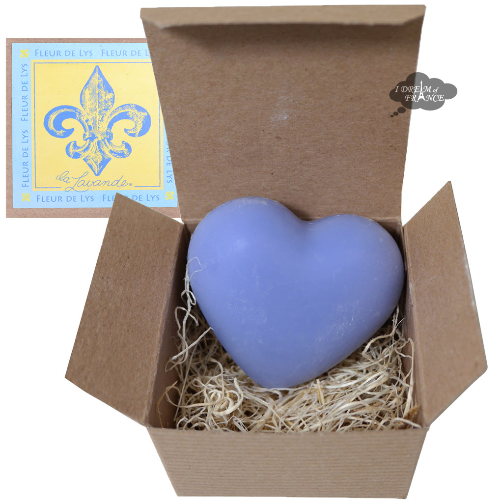 La Lavande Lavender Heart Soap in Fleur de Lys Kraft Box